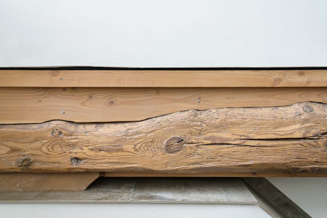 mag_12-dachausbau-03 Verstärkung des ursprünglichen Deckenbalken bei einem Dachausbau im Fachwerkhaus