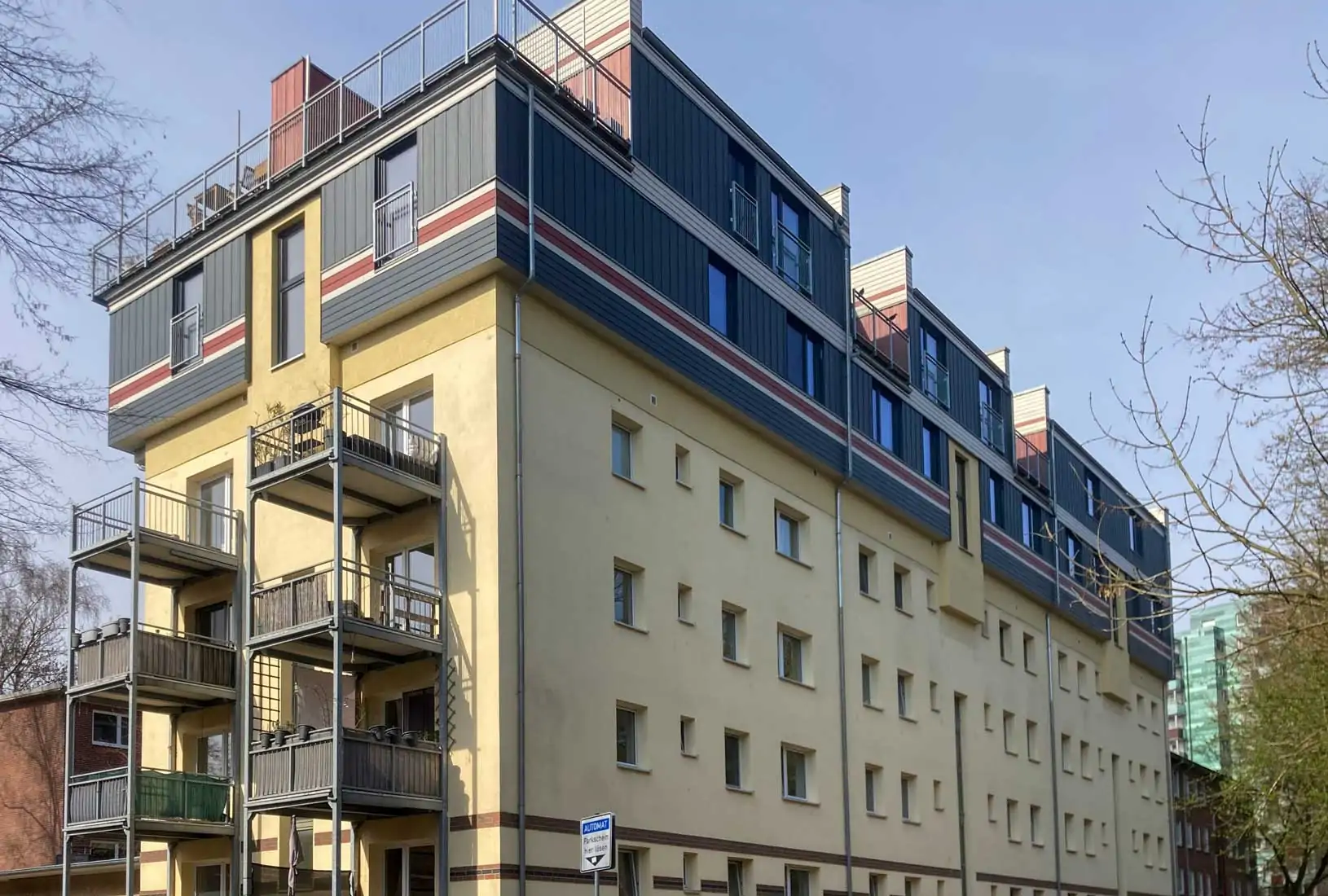 Urbane-nachverdichtung-holz-06 Aufstockung in Holzbauweise Altona-Altstadt