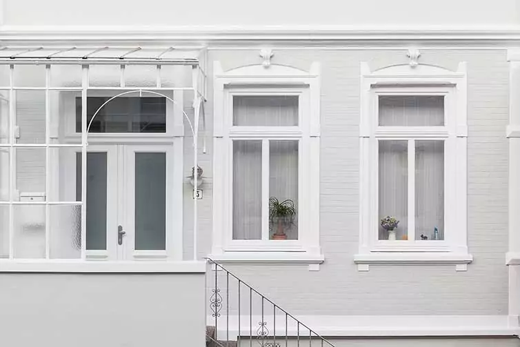 Bremer Fenster und Haustür, Bremen Buntentor