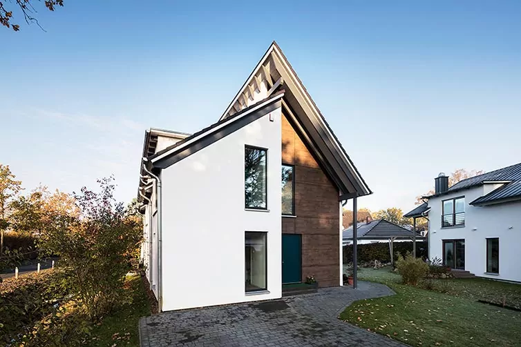 Holzhaus Bremen-Borgfeld, Außenansicht des Eingangsbereich des KfW 40 Effizienzhauses